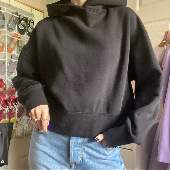 ✨SOLD✨ black zara hoodie - Picture 2 of 6
